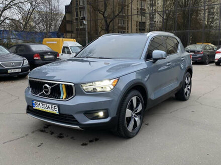 Білий Вольво XC40, об'ємом двигуна 1.97 л та пробігом 33 тис. км за 29000 $, фото 1 на Automoto.ua