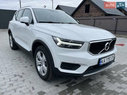 Вольво XC40 2021 в Киеве на Automoto.ua Белый Вольво XC40, объемом двигателя 1.48 л и пробегом 72 тыс. км за 28500 $, фото 1 на Automoto.ua