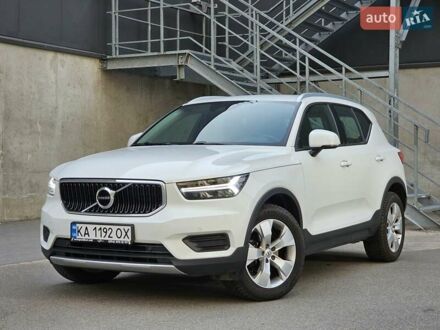 Вольво XC40 2021 у Києві на Automoto.ua Білий Вольво XC40, об'ємом двигуна 1.48 л та пробігом 69 тис. км за 29200 $, фото 1 на Automoto.ua
