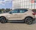 Бежевий Вольво XC40, об'ємом двигуна 1.97 л та пробігом 4 тис. км за 45800 $, фото 6 на Automoto.ua