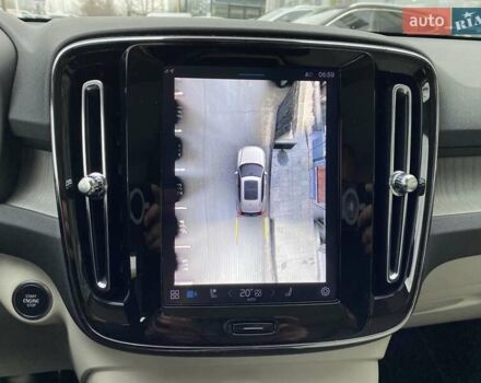 Бежевый Вольво XC40, объемом двигателя 1.97 л и пробегом 7 тыс. км за 46950 $, фото 26 на Automoto.ua