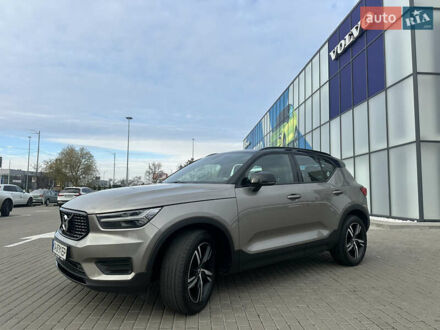Вольво XC40 2021 у Києві на Automoto.ua Бежевий Вольво XC40, об'ємом двигуна 1.48 л та пробігом 68 тис. км за 30499 $, фото 1 на Automoto.ua