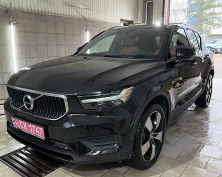 Черный Вольво XC40, объемом двигателя 2 л и пробегом 111 тыс. км за 22300 $, фото 3 на Automoto.ua