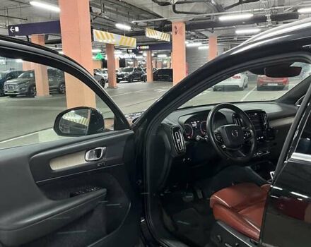 Черный Вольво XC40, объемом двигателя 1.97 л и пробегом 148 тыс. км за 23900 $, фото 29 на Automoto.ua