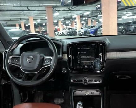 Черный Вольво XC40, объемом двигателя 1.97 л и пробегом 148 тыс. км за 23900 $, фото 49 на Automoto.ua