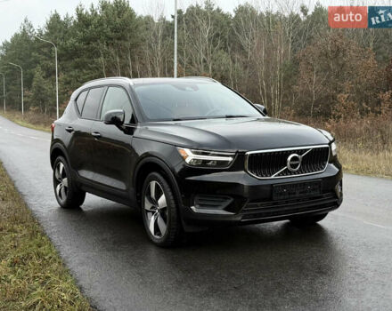 Черный Вольво XC40, объемом двигателя 2 л и пробегом 111 тыс. км за 22000 $, фото 2 на Automoto.ua