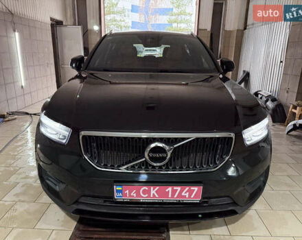 Черный Вольво XC40, объемом двигателя 2 л и пробегом 111 тыс. км за 22300 $, фото 14 на Automoto.ua