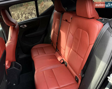 Черный Вольво XC40, объемом двигателя 2 л и пробегом 111 тыс. км за 22000 $, фото 13 на Automoto.ua