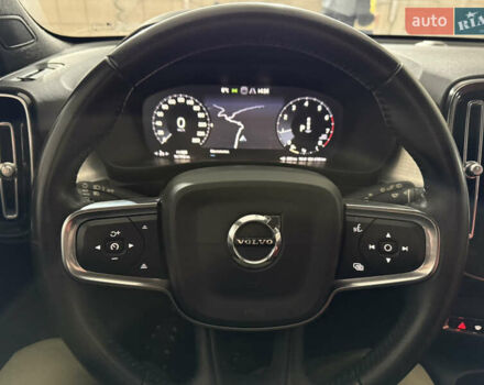 Черный Вольво XC40, объемом двигателя 2 л и пробегом 111 тыс. км за 22300 $, фото 19 на Automoto.ua