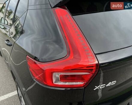 Черный Вольво XC40, объемом двигателя 1.97 л и пробегом 213 тыс. км за 21999 $, фото 12 на Automoto.ua