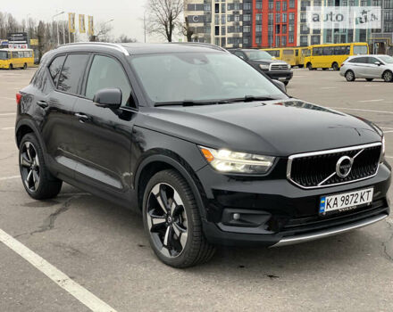 Чорний Вольво XC40, об'ємом двигуна 1.97 л та пробігом 59 тис. км за 28000 $, фото 11 на Automoto.ua