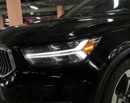 Черный Вольво XC40, объемом двигателя 1.97 л и пробегом 148 тыс. км за 23900 $, фото 4 на Automoto.ua