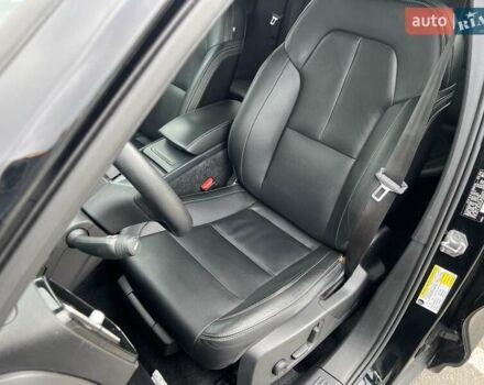 Черный Вольво XC40, объемом двигателя 1.97 л и пробегом 213 тыс. км за 21999 $, фото 20 на Automoto.ua