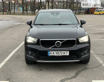 Чорний Вольво XC40, об'ємом двигуна 1.97 л та пробігом 59 тис. км за 28000 $, фото 12 на Automoto.ua