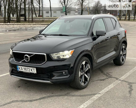 Чорний Вольво XC40, об'ємом двигуна 1.97 л та пробігом 59 тис. км за 28000 $, фото 13 на Automoto.ua