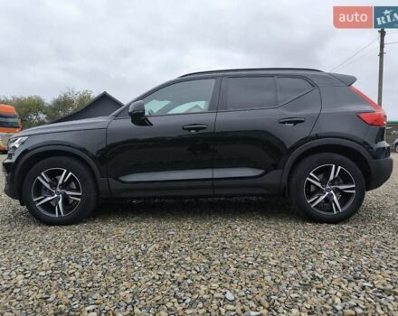 Черный Вольво XC40, объемом двигателя 1.97 л и пробегом 108 тыс. км за 28900 $, фото 1 на Automoto.ua