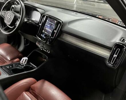 Черный Вольво XC40, объемом двигателя 1.97 л и пробегом 148 тыс. км за 23900 $, фото 37 на Automoto.ua