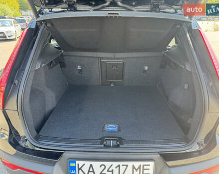 Черный Вольво XC40, объемом двигателя 1.97 л и пробегом 86 тыс. км за 24700 $, фото 15 на Automoto.ua
