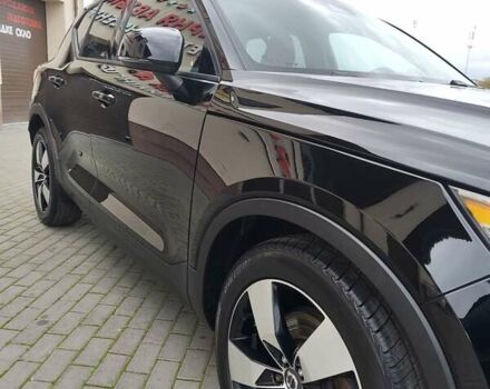 Вольво XC40 2019 в Львове на Automoto.ua Черный Вольво XC40, объемом двигателя 2 л и пробегом 149 тыс. км за 22900 $, фото 2 на Automoto.ua