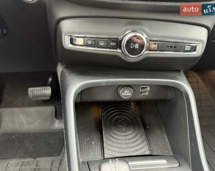 Черный Вольво XC40, объемом двигателя 1.97 л и пробегом 78 тыс. км за 27100 $, фото 13 на Automoto.ua