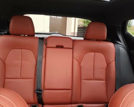 Вольво XC40 2019 в Львове на Automoto.ua Черный Вольво XC40, объемом двигателя 2 л и пробегом 149 тыс. км за 22900 $, фото 16 на Automoto.ua