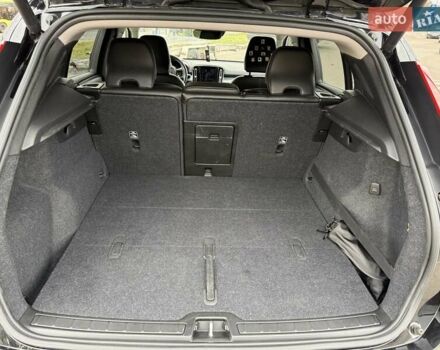 Черный Вольво XC40, объемом двигателя 1.97 л и пробегом 78 тыс. км за 27100 $, фото 22 на Automoto.ua