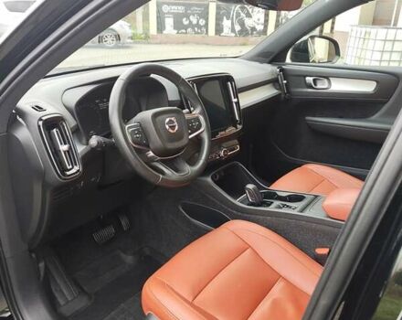Вольво XC40 2019 в Львове на Automoto.ua Черный Вольво XC40, объемом двигателя 2 л и пробегом 149 тыс. км за 22900 $, фото 13 на Automoto.ua