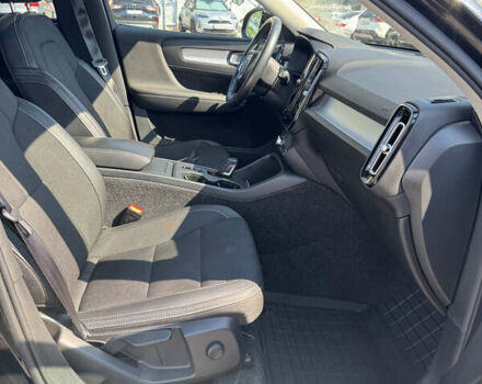 Черный Вольво XC40, объемом двигателя 1.97 л и пробегом 86 тыс. км за 24700 $, фото 26 на Automoto.ua