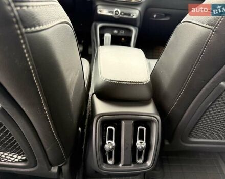 Черный Вольво XC40, объемом двигателя 1.97 л и пробегом 78 тыс. км за 27100 $, фото 16 на Automoto.ua