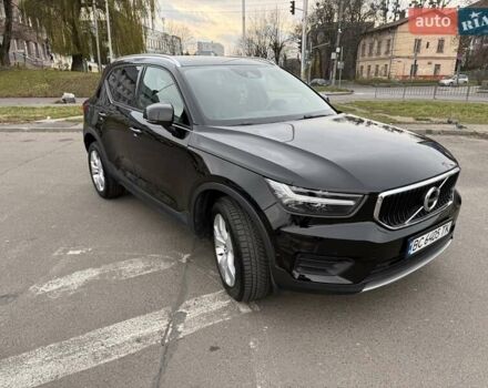 Черный Вольво XC40, объемом двигателя 1.97 л и пробегом 78 тыс. км за 27100 $, фото 1 на Automoto.ua