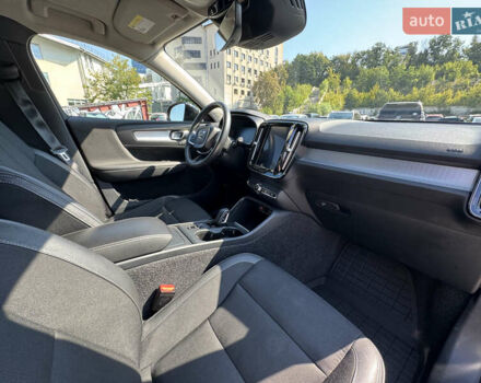 Черный Вольво XC40, объемом двигателя 1.97 л и пробегом 86 тыс. км за 24700 $, фото 27 на Automoto.ua