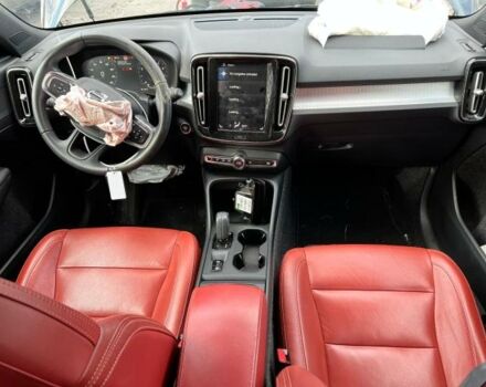 Черный Вольво XC40, объемом двигателя 2 л и пробегом 73 тыс. км за 14500 $, фото 7 на Automoto.ua