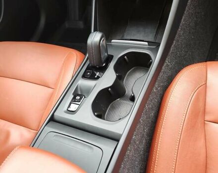 Вольво XC40 2019 в Львове на Automoto.ua Черный Вольво XC40, объемом двигателя 2 л и пробегом 149 тыс. км за 22900 $, фото 20 на Automoto.ua