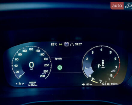 Черный Вольво XC40, объемом двигателя 1.97 л и пробегом 143 тыс. км за 20500 $, фото 34 на Automoto.ua