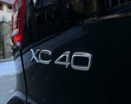 Черный Вольво XC40, объемом двигателя 0 л и пробегом 77 тыс. км за 28800 $, фото 14 на Automoto.ua