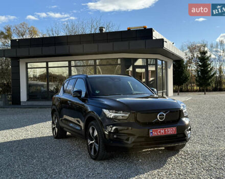 Черный Вольво XC40, объемом двигателя 0 л и пробегом 140 тыс. км за 24300 $, фото 1 на Automoto.ua