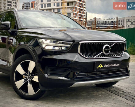 Черный Вольво XC40, объемом двигателя 1.97 л и пробегом 73 тыс. км за 24500 $, фото 3 на Automoto.ua