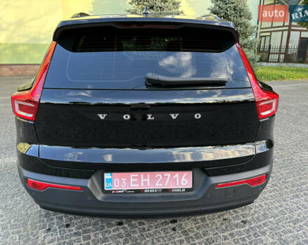 Черный Вольво XC40, объемом двигателя 0 л и пробегом 138 тыс. км за 25600 $, фото 4 на Automoto.ua