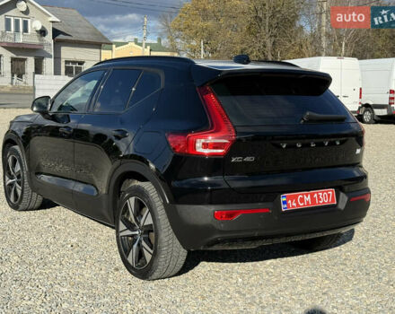 Черный Вольво XC40, объемом двигателя 0 л и пробегом 140 тыс. км за 24300 $, фото 23 на Automoto.ua