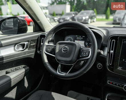 Черный Вольво XC40, объемом двигателя 1.97 л и пробегом 235 тыс. км за 24390 $, фото 13 на Automoto.ua