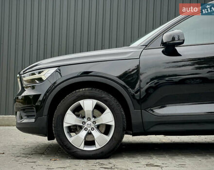Черный Вольво XC40, объемом двигателя 1.97 л и пробегом 143 тыс. км за 19000 $, фото 9 на Automoto.ua
