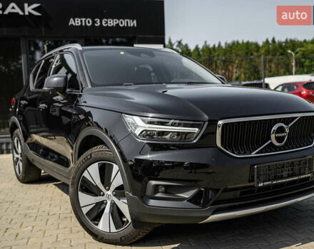 Черный Вольво XC40, объемом двигателя 1.97 л и пробегом 235 тыс. км за 24390 $, фото 6 на Automoto.ua