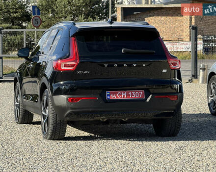 Черный Вольво XC40, объемом двигателя 0 л и пробегом 140 тыс. км за 24300 $, фото 86 на Automoto.ua