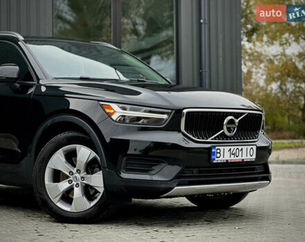 Черный Вольво XC40, объемом двигателя 1.97 л и пробегом 143 тыс. км за 20500 $, фото 1 на Automoto.ua