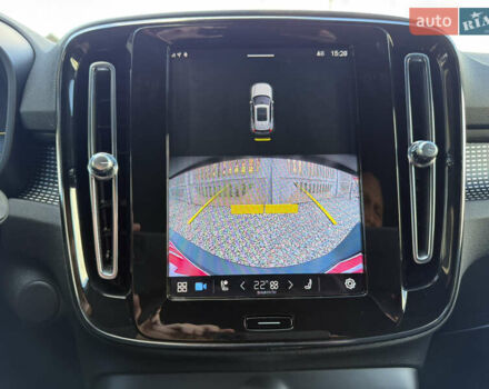 Черный Вольво XC40, объемом двигателя 0 л и пробегом 140 тыс. км за 24300 $, фото 64 на Automoto.ua