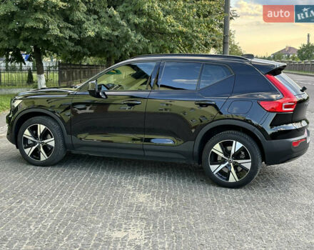 Черный Вольво XC40, объемом двигателя 0 л и пробегом 138 тыс. км за 25600 $, фото 2 на Automoto.ua