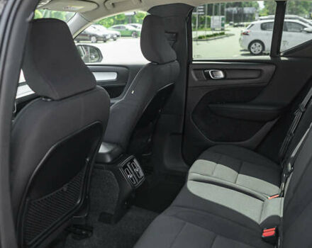 Черный Вольво XC40, объемом двигателя 1.97 л и пробегом 235 тыс. км за 24390 $, фото 21 на Automoto.ua