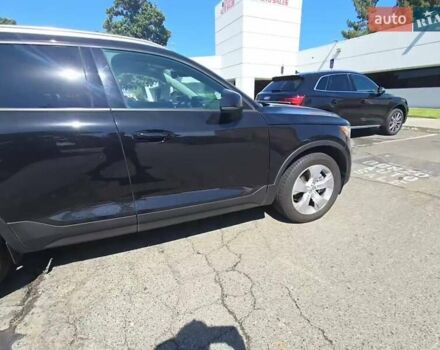 Черный Вольво XC40, объемом двигателя 2 л и пробегом 145 тыс. км за 14000 $, фото 3 на Automoto.ua