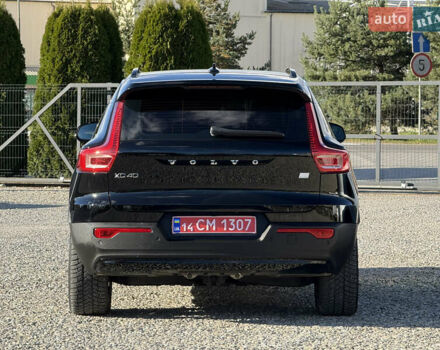 Черный Вольво XC40, объемом двигателя 0 л и пробегом 140 тыс. км за 24300 $, фото 87 на Automoto.ua