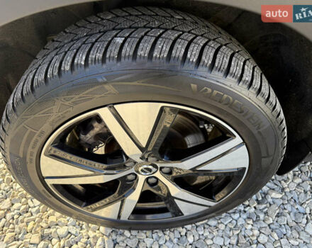 Черный Вольво XC40, объемом двигателя 0 л и пробегом 140 тыс. км за 24300 $, фото 32 на Automoto.ua